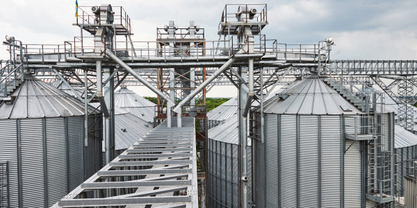 Mecánicos Industriales · Montadores de Estructuras / Maquinaria San Fulgencio · Inspección y lubricación de piezas móviles