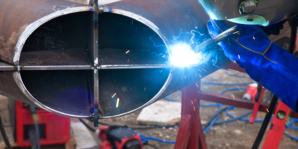 Soldadores · Soldadura Electrodo, Tig, Mig, Mag, Arco Submerso Bigastro · Reparación y Mantenimiento de Estructuras y Equipos