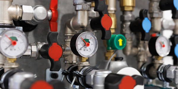 Tuberos · Instalación / Mantenimiento Tuberías Industriales San Fulgencio · Conexión de tuberías a calderas, intercambiadores de calor y otros equipos industriales